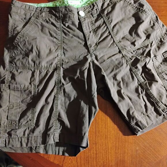 Lee brand Brown Cargo Shorts - Size: 14 Med  (1139) - Picture 1 of 6